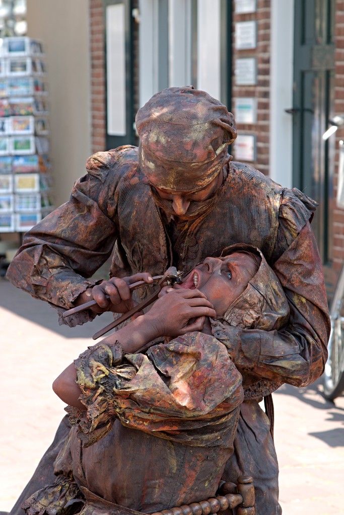 domburg living statue levend standbeeld evenement event festival festiviteit kunst art straatkunst streetart artiest beeld beeldhouwwerk sculpture sculptuur